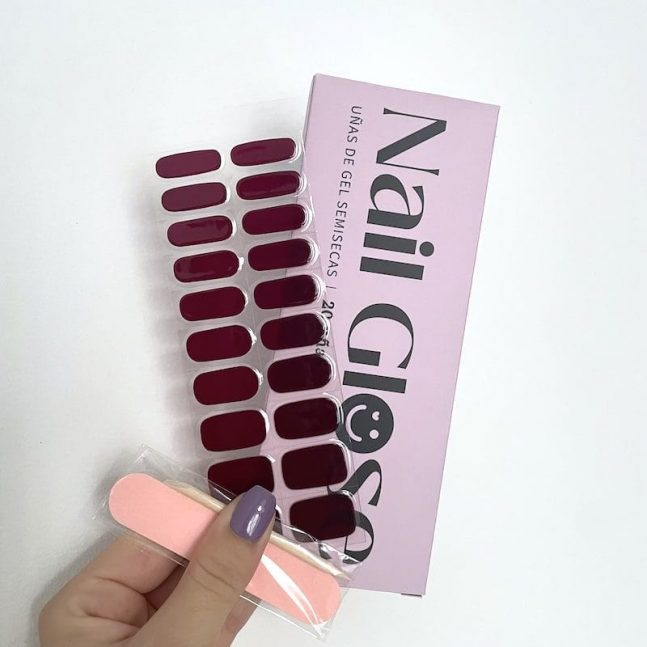 Pegatinas_gel_uñas_burdeos Pegatinas gel uñas semicuradas manicura burdeos NailGlose