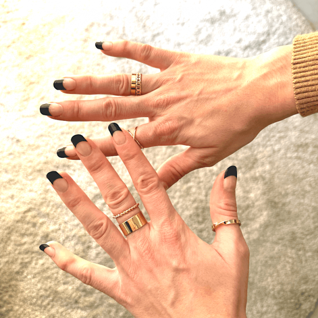 Uñas_gel_semicurado_francesa_negra Uñas de gel semicurado francesa negra